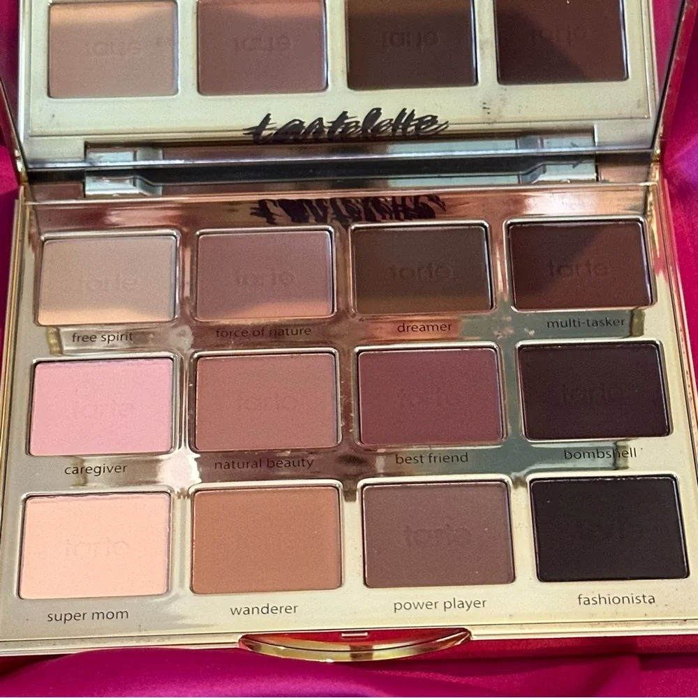 Tartelette Amazonian Clay Matte Palette with Free Gift